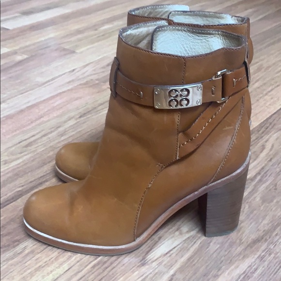 Brown leather designer COACH boots - Picture 2 of 5